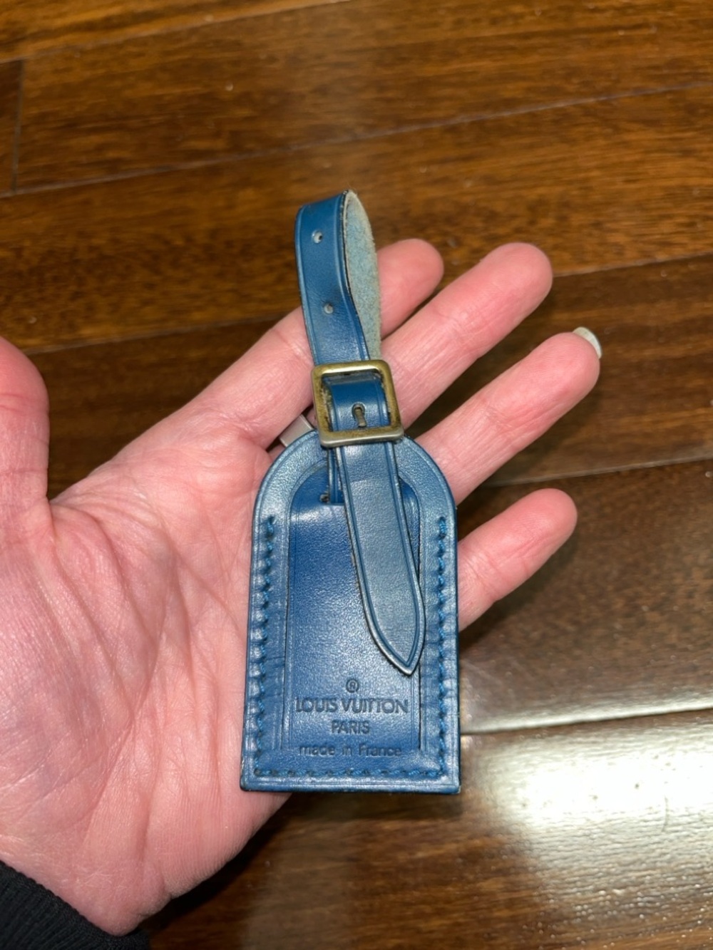 Louis Vuitton Blue Leather Luggage Tag with Brass Buckle - Picture 3 of 4
